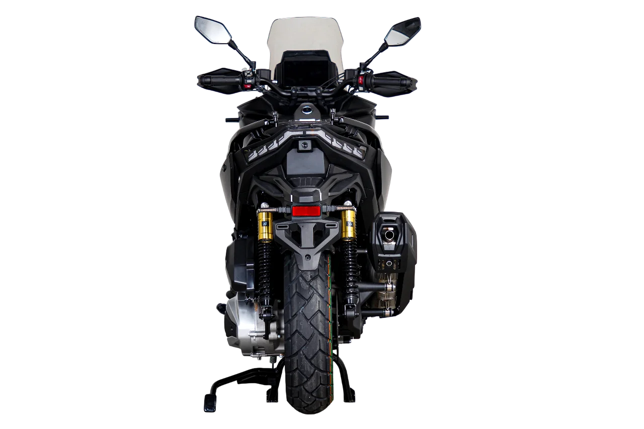 Voge SR450X - Fekete